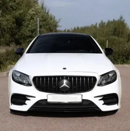 ქირავდება MB E400 Coupe 